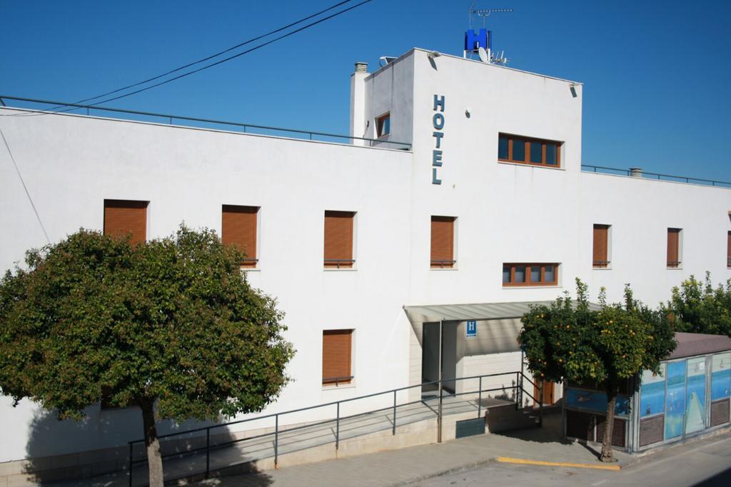 Hotel Albanta La Lantejuela 외부 사진