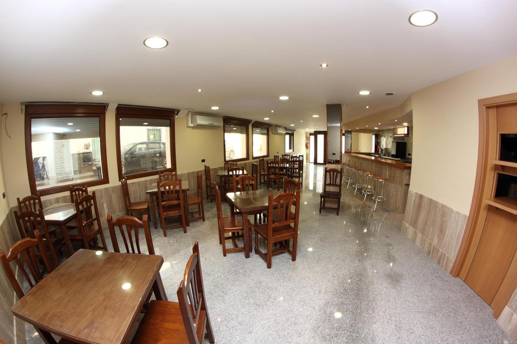Hotel Albanta La Lantejuela 외부 사진